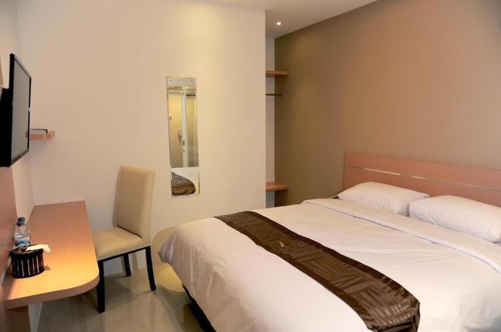 Guest House Nozz Semarang Dış mekan fotoğraf