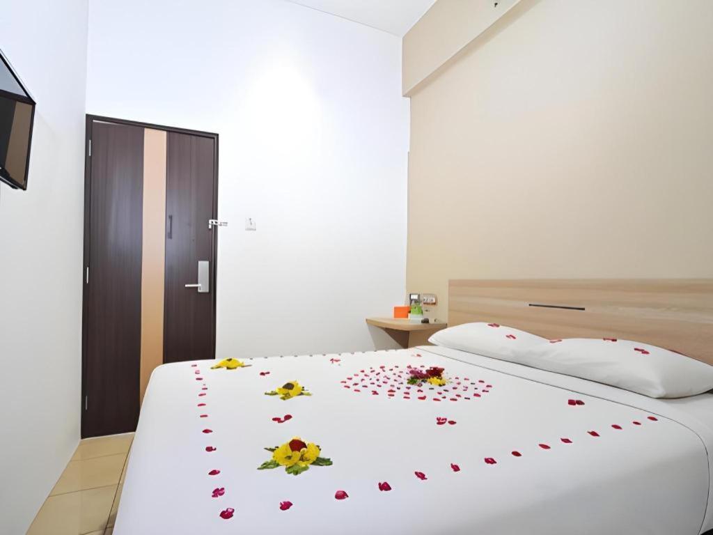 Guest House Nozz Semarang Dış mekan fotoğraf