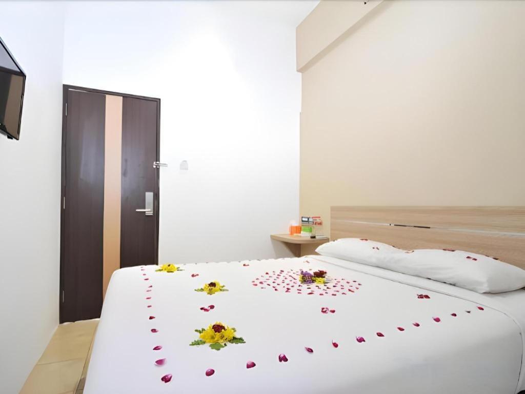 Guest House Nozz Semarang Dış mekan fotoğraf