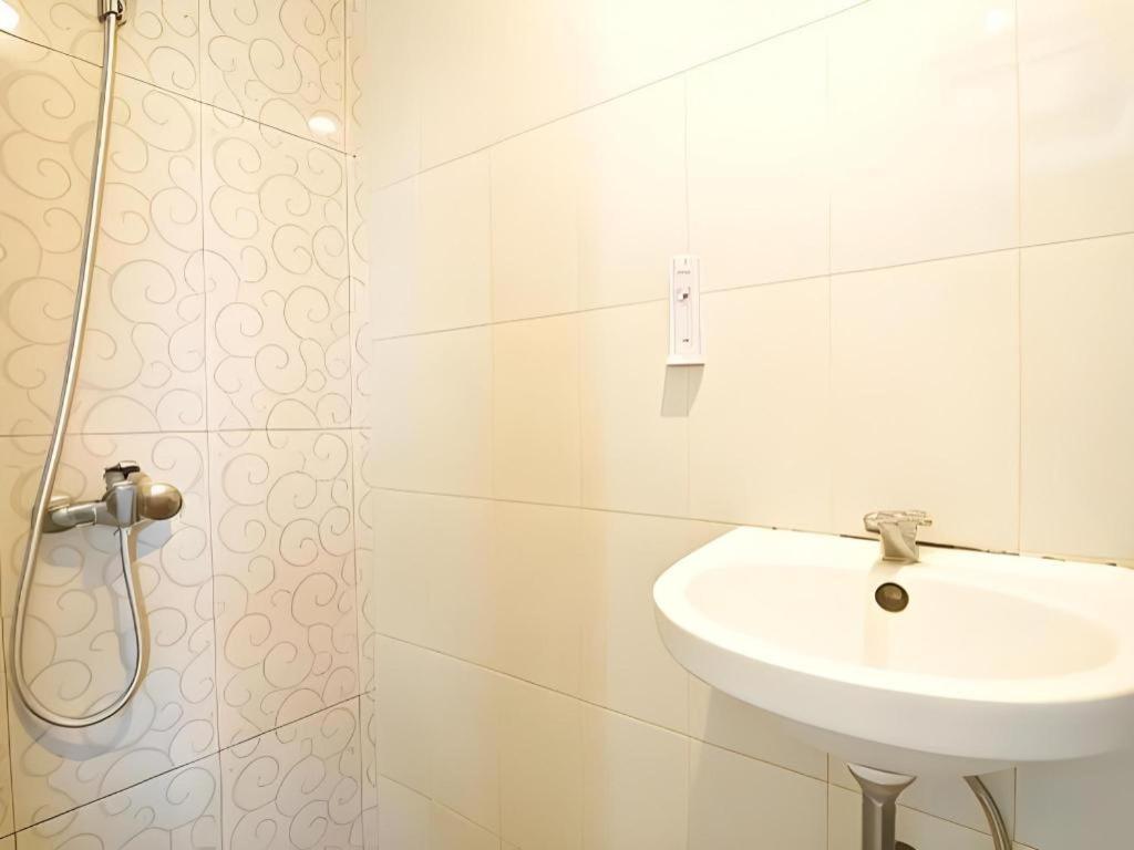 Guest House Nozz Semarang Dış mekan fotoğraf